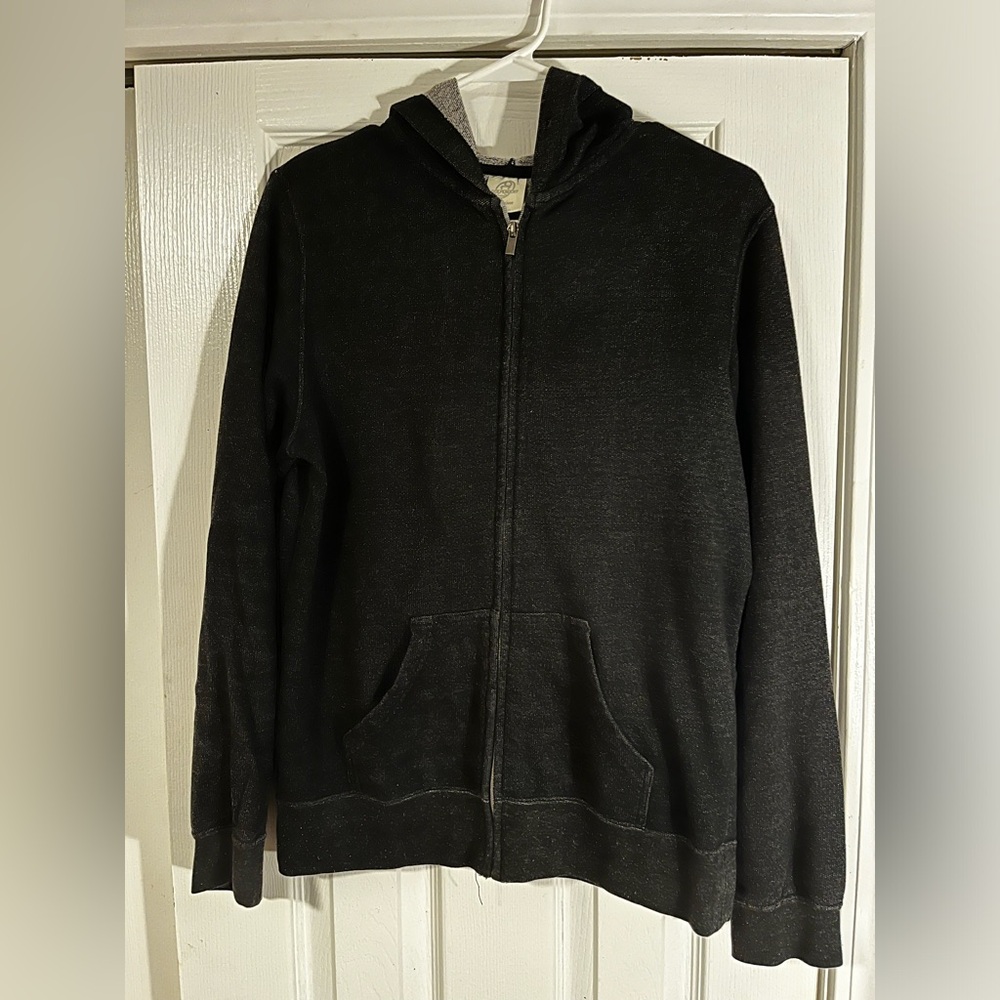 Thin black Sweater